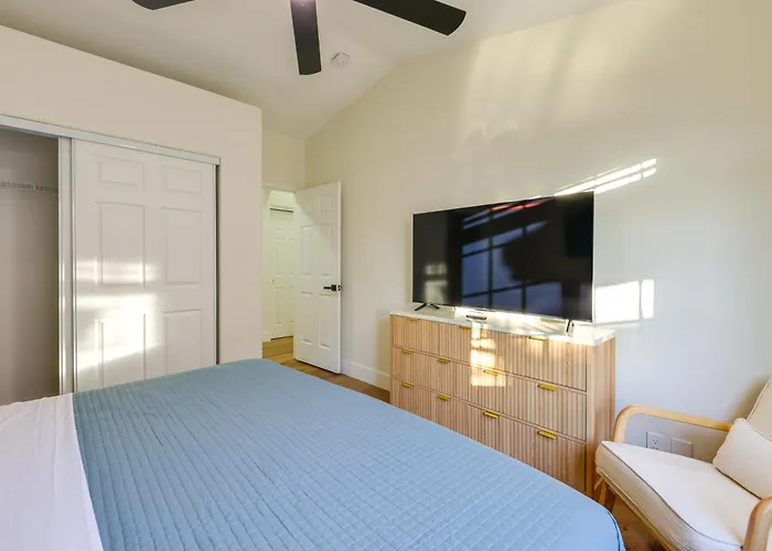 Patio W/ Fairway View! Pet-friendly Mohave Holiday home Fort Mohave