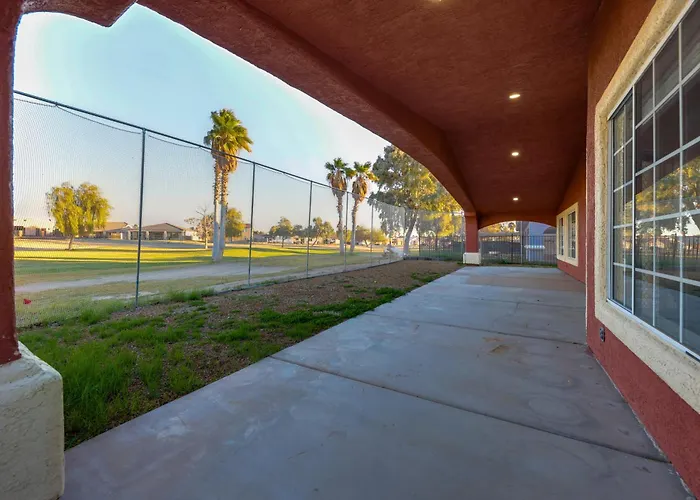 Holiday home Patio W/ Fairway View! Pet-friendly Mohave *